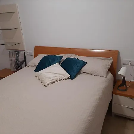 Апартаменти Apartamento En Colina Del Bajondillo, *