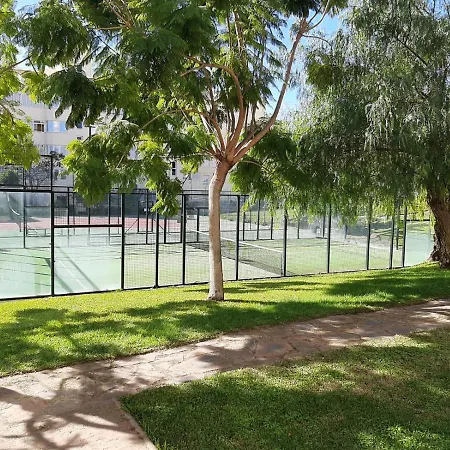 Apartamento En Colina Del Bajondillo, Апартаменти Торремолінос